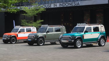 Penyerahan unit iCar V23 Pro Plus Collector Edition ke konsumen