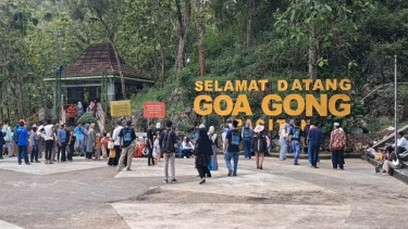 Goa Gong di Kabupaten Pacitan, Jawa Timur