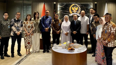 Dirut BNI Putrama Wahju Setyawan bersama Wakil Ketua DPR Sufmi Dasco Ahmad