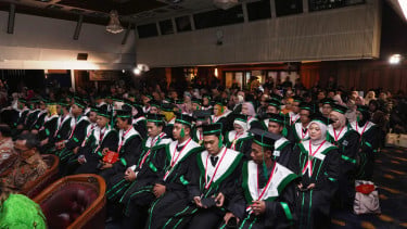 Universitas Insan Cita Indonesia (UICI) menggelar wisuda