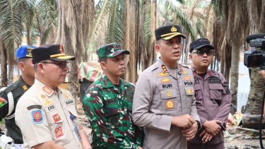 Kapolres Musi Banyuasin AKBP Ruri Prastowo (kedua dari kanan)