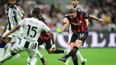 Duel AC Milan vs Juventus