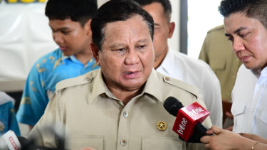 Presiden RI Prabowo Subianto saat kunjungan kerja di SMA Negeri 1 Cilacap