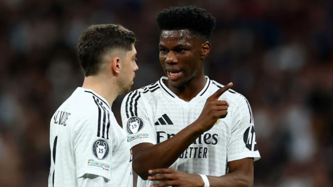 Akar Masalah Valverde dan Tchouameni Ribut, 5. 5 Pemain Keturunan yang Dipanggil untuk Piala AFF U-19 2026, Igor Sanders Paling Bikin Penasaran, 4. Akar Masalah Valverde dan Tchouameni Ribut di Ruang Ganti Real Madrid, Keduanya sampai Kena Denda Rp10,2 miliar, 3. Tuah Karim Benzema: Al Hilal Angkat Trofi King’s Cup, Simone Inzaghi Raih Gelar Perdana, 2. PSSI Angkat Bicara soal Kerusuhan Suporter Persipura, Ingatkan Sepak Bola Indonesia Dipantau FIFA, 1. Tragis! Gagal Naik Kasta, Persipura Malah Terancam Hukuman Berat dari Komdis PSSI