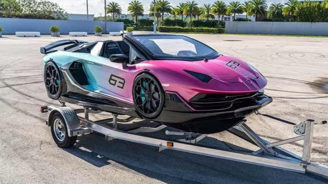 Perahu menyerupai Lamborghini Aventador SVJ