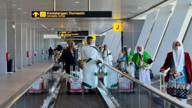 Keberangkatan jemaah haji Indonesia gelombang kedua di bandara