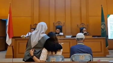Istri dari almarhum seorang kepala cabang (kacab) bank di Jakarta berinisial MIP (37) yakni Puspita Aulia