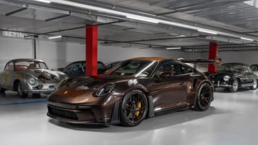 Mobil Porsche 911 GT3 RS Terbaru
