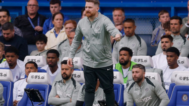 Manajer interim Chelsea Calum McFarlane