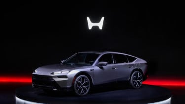 Honda Pamer Prototype Sedan Hybrid Terbaru