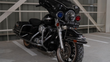 Motor Harley Davidson Road Glide warna Blue Shark milik terpidana kasus korupsi Rajo Emirsyah