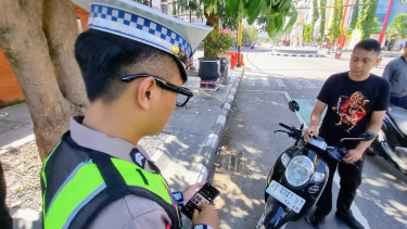 Tilang ETLE menggunakan kacamata pintar