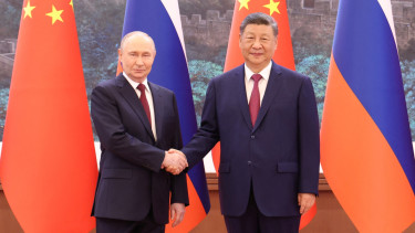 Presiden Rusia, Vladimir Putin dan Presiden China, Xi Jinping