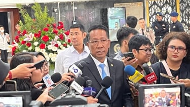 Menteri Hukum (Menkum) Suratman Andi Agtas di Kompleks Parlemen, Senayan, Jakarta Pusat