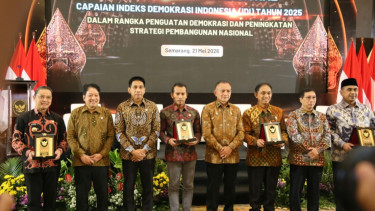 Wamendagri Wiyagus Tekankan Penguatan Demokrasi untuk Dukung Pembangunan Menuju Indonesia Emas 2045