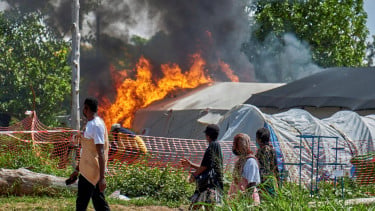 Warga bakar tenda perawatan pasien Ebola di RS Kongo