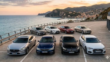 Ilustrasi mobil sedan