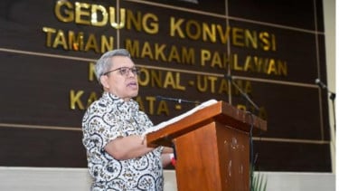 Direktur Potensi dan Sumber Daya Sosial (PSDS) Kemensos, Laode Taufik Nuryadin memberikan sambutan IKPNI