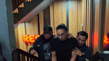 Selebgram asal Brunei, Woodyrman alias Mohamad Irman Ali (tengah)
