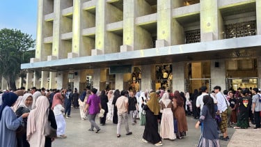 Suasana jemaah salat Idul Adha 1447 Hijriah di Masjid Istiqlal