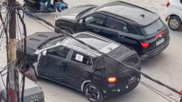 Bocoran Hyundai Creta baru (kiri)