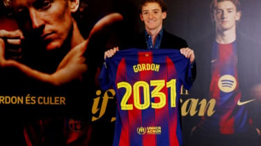 Anthony Gordon resmi bergabung dengan Barcelona