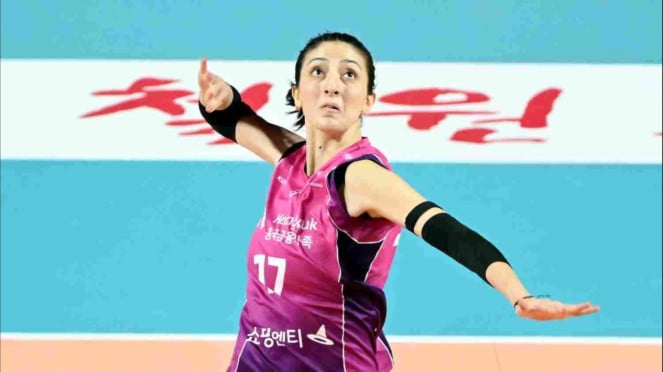 Mantan pemain asing Pink Spiders, Tutku Burcu.