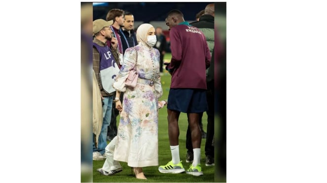 Rima Edbouche istri pemain PSG Ousmane Dembeles