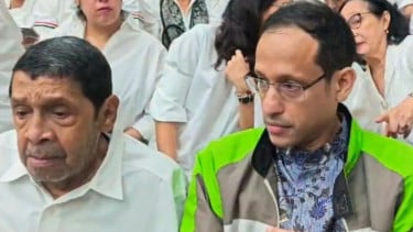 Nadiem Makarim menunggu sidang pleidoi dimulai, di Pengadilan Tipikor pada PN Jakpus, Selasa (2/6/2026)