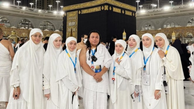 Selebgram Umrah dengan Hanania Group