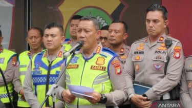 Dirlantas Polda Metro Jaya, Kombes Pol Komarudin