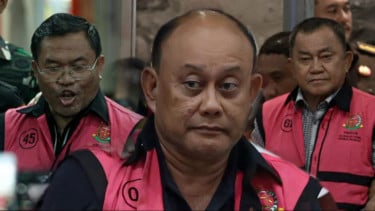 Dadan Hindayana, Sonny Sanjaya, serta Lodewyk Pusung jadi tersangka korupsi tata Kelola MBG di BGN tahun 2025-2026.