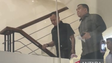 Wakil Menteri Imigrasi dan Pemasyarakatan Silmy Karim ketika mendatangi Gedung Merah Putih KPK, Jakarta