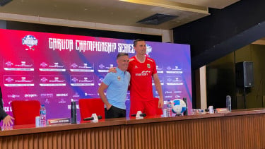 John Herdman dan Emil Audero