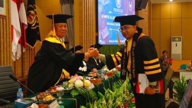 Kompol Bayu Febrianto Prayoga (kanan)