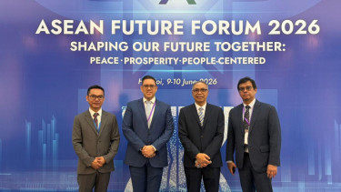 Dave Laksono Kunker ke Hanoi
