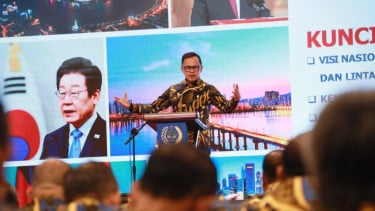 Wamendagri Bima Arya Sugiarto.
