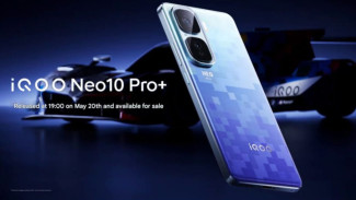 iQOO Neo 10 Pro Plus, Desain dan Layar: Sama-Sama AMOLED, Tapi Ada yang Lebih Canggih, Performa dan Dapur Pacu: Snapdragon Kelas Flagship, Kamera: Resolusi Lebih Besar, Hasil Lebih Tajam, Baterai dan Pengisian Daya: Sama-Sama Kencang, Tapi Ada Bonus Kapasitas, Fitur Tambahan: Pendinginan dan Audio Lebih Maksimal, Harga dan Kesimpulan Akhir