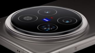 Vivo X200 pro, Desain dan Layar: Sama-sama Mewah, Tapi Beda Rasa, Performa: Sama Kencang, Tapi RAM Lebih Besar di Pro, Kamera: X200 Pro Punya Kamera Telefoto 200 MP, Vivo X200 pro, Baterai dan Pengisian Daya, Fitur Lain: X200 Pro Lebih Lengkap, Harga: Sesuai Fitur yang Ditawarkan, X200 dan X200 Pro Cocok Buat Siapa?