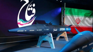 Rudal Hipersonik Fattah-1 Iran, 1. Fattah-1: Rudal Hipersonik Iran yang Menantang Dunia, Rudal Hipersonik Fattah-1 Iran, 2. Qassem Bassir: Pintar, Presisi, dan Sulit Dicegat, 3. Kheibar Shekan: Cepat, Lincah, dan Sulit Dideteksi Radar, Rudal Kheibar Shekan, 4. Ghadr-110: Tua tapi Mengerikan, 5. Khorramshahr (Versi 4 / Kheibar): Monster Jarak Jauh, Iran Punya Ribuan Rudal Siap Luncur, Rudal Lain yang Tak Kalah Berbahaya, Dunia Waspada, Tapi Masih Skeptis