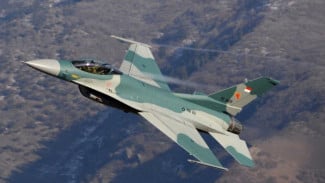 F-16 Fighting Falcon