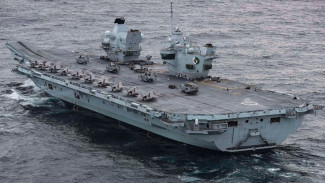 HMS Queen Elizabeth, 1. Amerika Serikat: Tak Tertandingi, 2. China: Penantang Baru yang Agresif, Kapal induk  Fujian (Type 003), 3. Inggris: F-35B dan Queen Elizabeth-Class, HMS Queen Elizabeth, 4. Prancis: Satu-Satunya Kapal Induk Nuklir di Eropa, Kapal induk Charles de Gaulle, 5. India: Bangkit dengan Produksi Dalam Negeri, 6. Rusia: Hanya Punya Satu, Negara Lain: Kekuatan Regional dengan Ambisi Besar