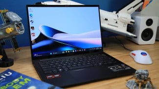 Asus Zenbook 14 OLED, 1. Apple MacBook Air M2 – Ringan, Kuat, dan Baterai Super Awet, 2. ASUS ZenBook 14 OLED – Desain Premium, Visual Menawan, 3. Lenovo Legion Slim 5 – Laptop Coding Plus Gaming, 4. Acer Swift X 14 – Kecil-Kecil Cabe Rawit, 5. HP Pavilion Aero 13 – Budget Friendly tapi Bertenaga