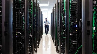 Data Center atau Pusat data.