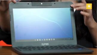 Laptop Chromebook yang Jadi Sorotan di Kasus Nadiem Makarim, Laptop Chromebook yang Jadi Sorotan di Kasus Nadiem Makarim, Chromebook Bisa Digunakan Tanpa Internet, Spesifikasi Sederhana tapi Performa Efisien, Sistem Operasi yang Familiar, Aman, dan Minim Risiko, Fokus pada Efisiensi, Bukan Multitasking Berat, Harga Lebih Terjangkau, Cocok untuk Pendidikan, Masa Depan Chromebook di Indonesia, Bukan Sekadar Laptop Murah