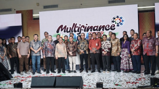 Acara Multifinance Day 2025 di Manado Town Square