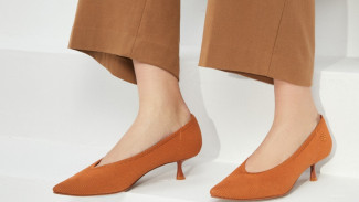 Ilustrasi alas kaki stylish.