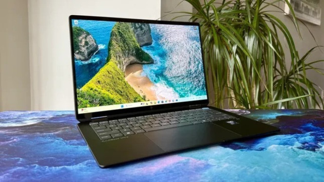 HP OmniBook Ultra Flip 14, 1. MSI Titan 18 HX, 2. HP EliteBook Ultra 14 G1i, 3. Lenovo ThinkPad X13 Gen 6 , 4. Dell XPS 16 (9640) , 5. HP OmniBook X Flip, 6. Lenovo ThinkPad X9 14 Gen 1 , 7. ASUS ROG Strix Scar 16 