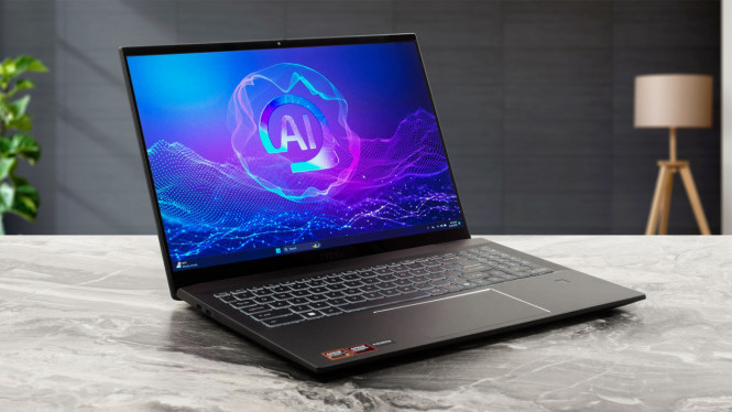 Laptop MSI Summit A16 AI+, Performa Kencang dengan AMD Ryzen AI 9 365, Sudah Mendukung Teknologi AI di Perangkat, Grafis Internal Andal dengan RDNA 3.5, Layar Sentuh Besar, Tajam, dan Responsif, RAM 32 GB dan SSD 1 TB untuk Kinerja Maksimal, Koneksi Modern dan Baterai Besar