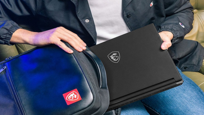 Laptop MSI Stealth A16 AI+, Prosesor Canggih dari AMD Ryzen AI 9 365, Grafis Terintegrasi dan Discrete GPU Tangguh, Performa AI Siap untuk Masa Depan, RAM dan Penyimpanan: Kencang dan Luas, Konektivitas Modern: Wi-Fi 7 dan Bluetooth 5.4, Baterai Tahan Lama dan Aman Dibawa ke Mana-mana, Sudah Pakai Windows 11 Versi Terbaru